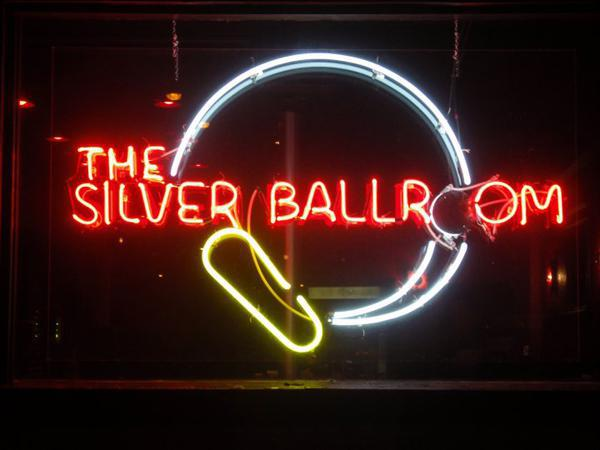Image of the entryway to the pinball area at the Silver Ballroom in St. Louis Missouri. Image from do314.com